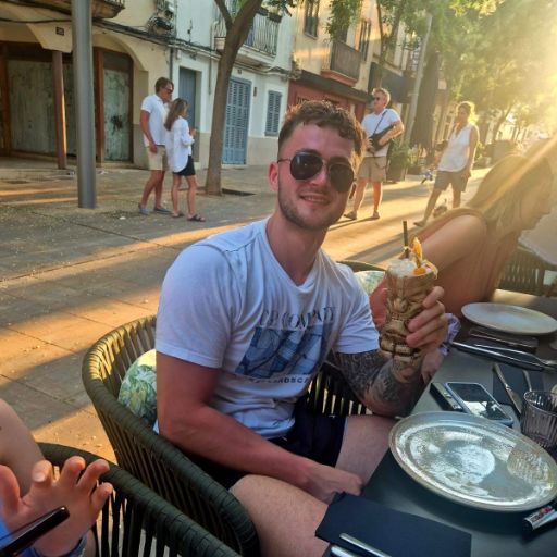 Team member of Oadby Plastics