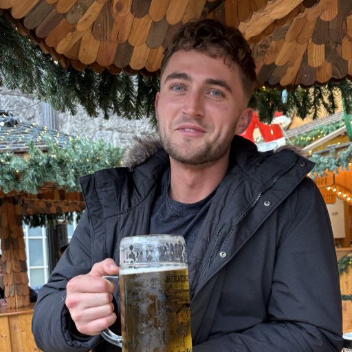 Team member of Oadby Plastics