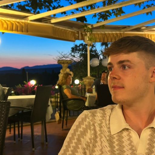 Team member of Oadby Plastics